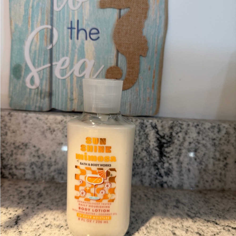 Bath & Body Works Sun Shine Mimosa Body Lotion - White